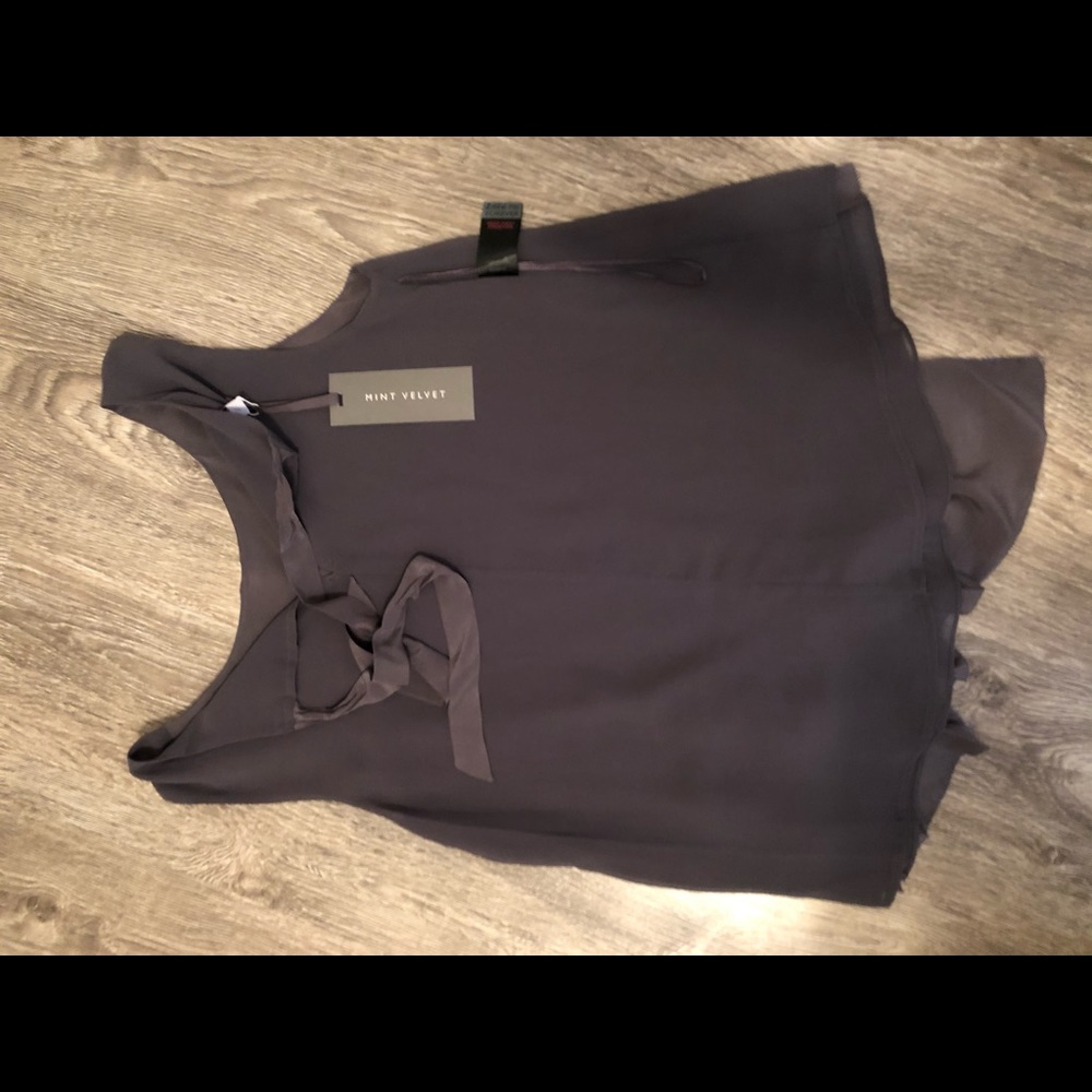 Cute dark purple top